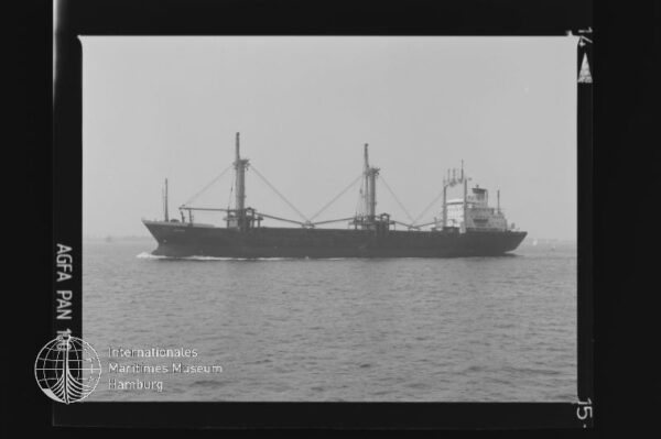 Artus ex Bellatrix (1979), Frachtschiff, Horst Zeppenfeld, Bremen , Bau-Nr. 1071