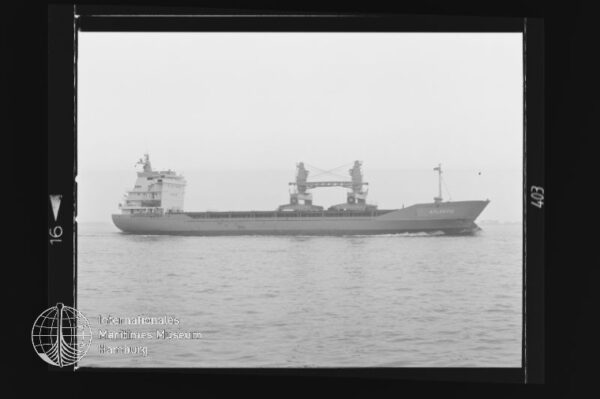 Atlantis ex Maria Catharina (1978), Frachtschiff, G. Petersen, Nassau, Bau-Nr. 565