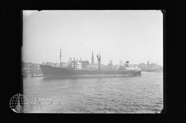 Bärenfels (1951), Frachtschiff, D.D.G. "Hansa", Bau-Nr. 695