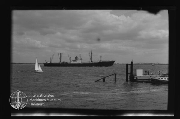 Bartenstein (1956), Frachtschiff (reefer), Norddeutscher Lloyd, Bremen, Bau-Nr. 861