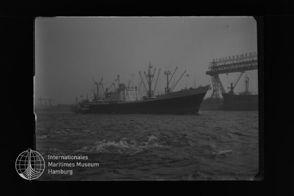 Bellavia (1959), Frachtschiff (reefer), Hermann Dauelsberg, Bremen, Bau-Nr. 306