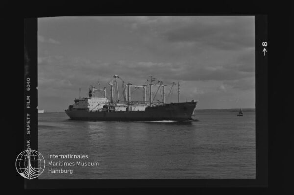 Berlin Hauptstadt der DDR (1980), Frachtschiff (reefer), VEB Deutsche Seereederei, Rostock, Bau-Nr. 446